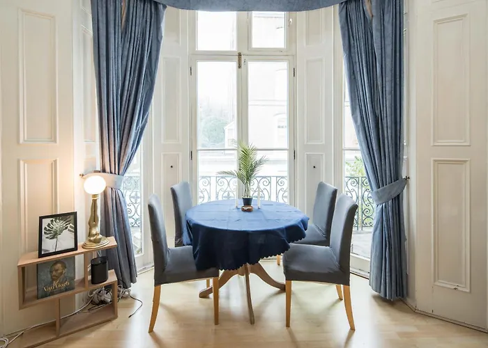 Cosy High-Ceiling Victorian Flat With Balcony - 2Mins To Hyde Park, Kensington Palace, Nottinghill, High Street Kensington,2Br 2Baths